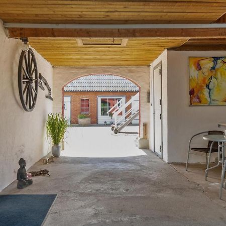 Stenstrup Familie Apartment Bagian luar foto